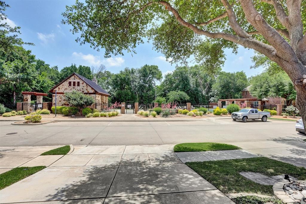 4721 Bayview Drive