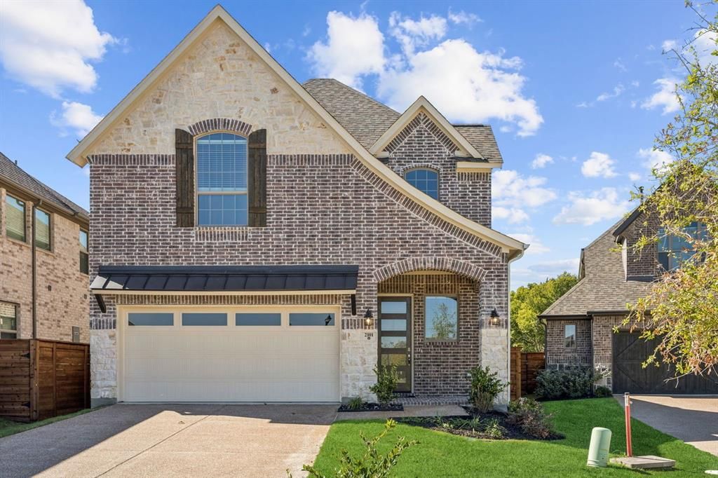 Photo of 2101 Lone Oak Trail, Mesquite, TX 75181 (MLS # 21090529)