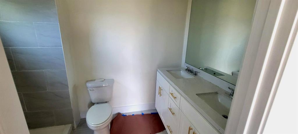 Orig Town Of Greenville - Residential