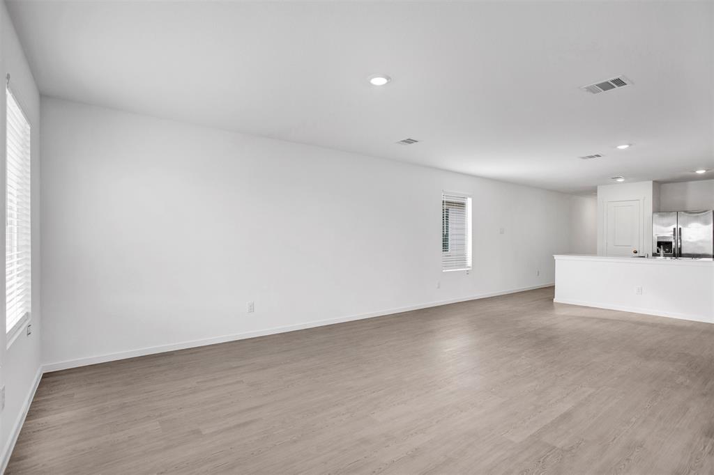 Eastland Ph 2b - Residential Lease