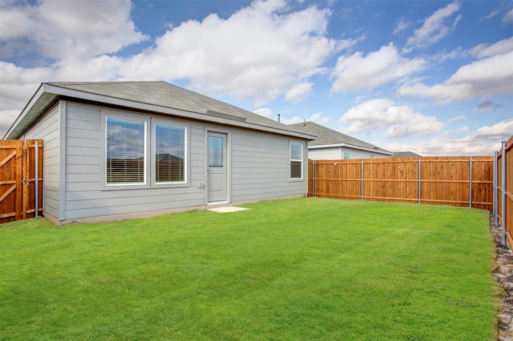 Eastland Ph 2b - Residential Lease