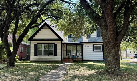 Photo of 3130 Lasker Avenue, Waco, TX 76707 (MLS # 21254892)