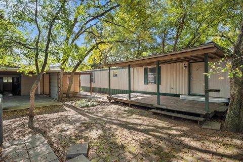 1509 E Apache Trail Granbury TX 76048
