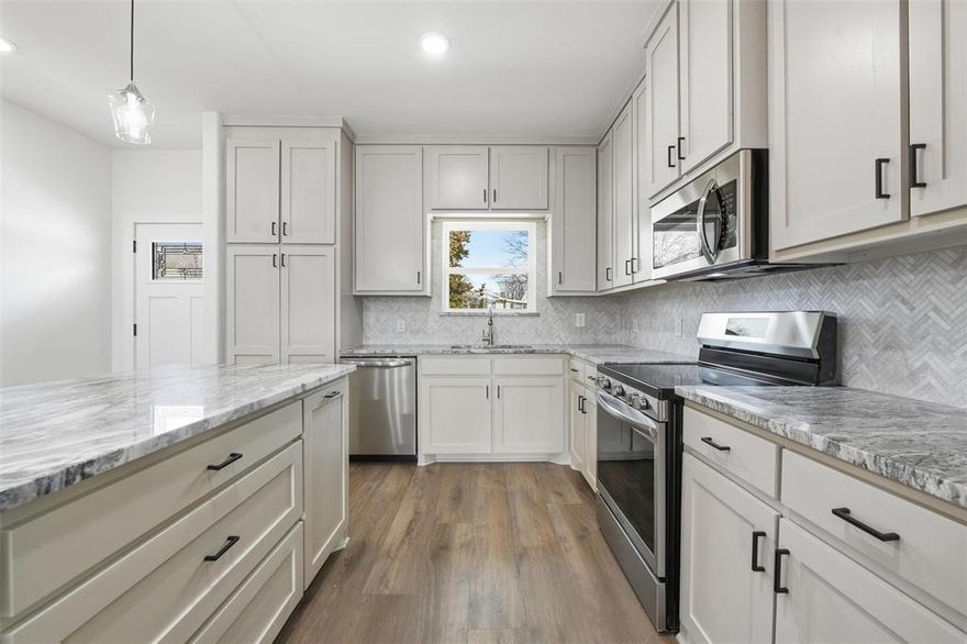 Welcome to your dream home! This stunning new construction boasts over 1800 square feet of livable space, providing ample room for comfortable living. With 3 bedrooms and 1 bathrooms, it offers the perfect blend of space and functionality for your family's needs. Step inside to discover an inviting open layout in the main living area. Situated on a generous lot spanning over .26 acers, this property offers endless possibilities for outdoor enjoyment and entertainment. Whether you envision a serene garden retreat or a vibrant playground for the kids, there's plenty of space to bring your vision to life. Don't miss out on the opportunity to make this beautiful property your own. Schedule a viewing today!