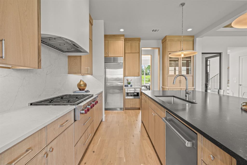 Montrachet Add - Residential