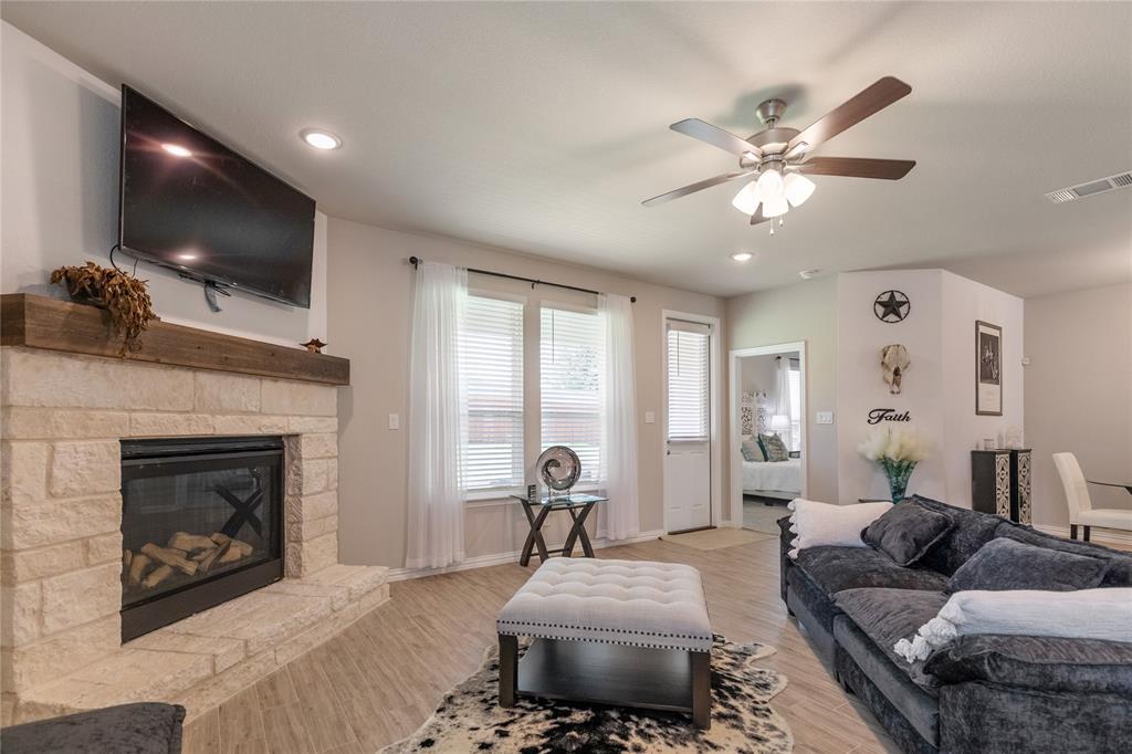 1412 Whitetail Lane
