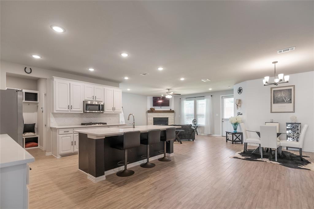 1412 Whitetail Lane