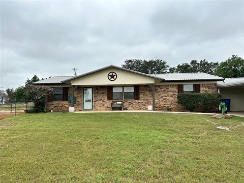 225 county road 3699 Springtown TX 76082