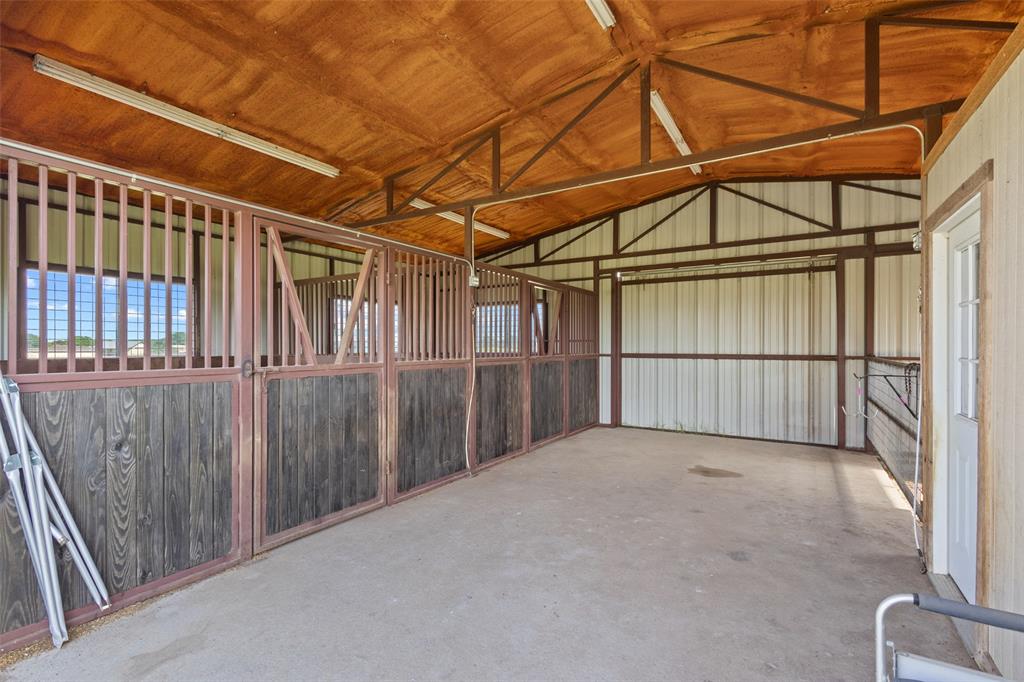 10040 Horseshoe Nail Road