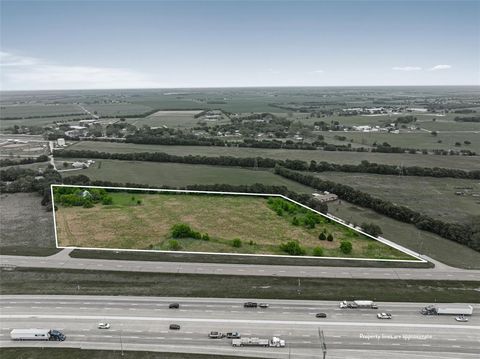 20694 N Interstate 35 West TX 76691