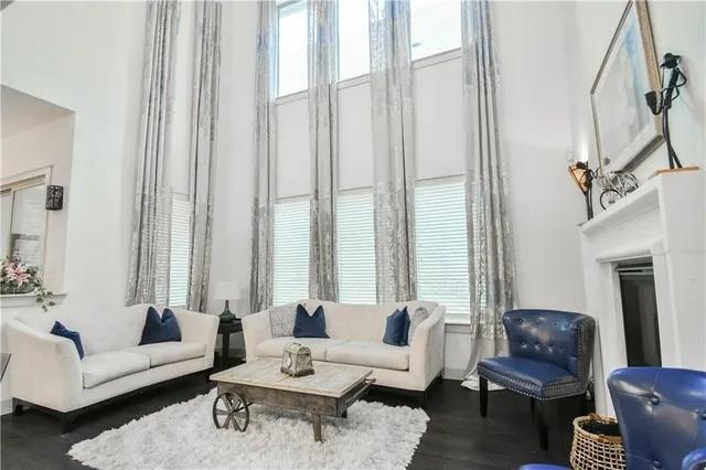 Viridian Village 2a - Residential Lease