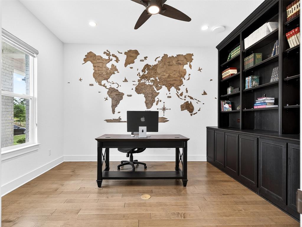 4204 Mark Twain Boulevard