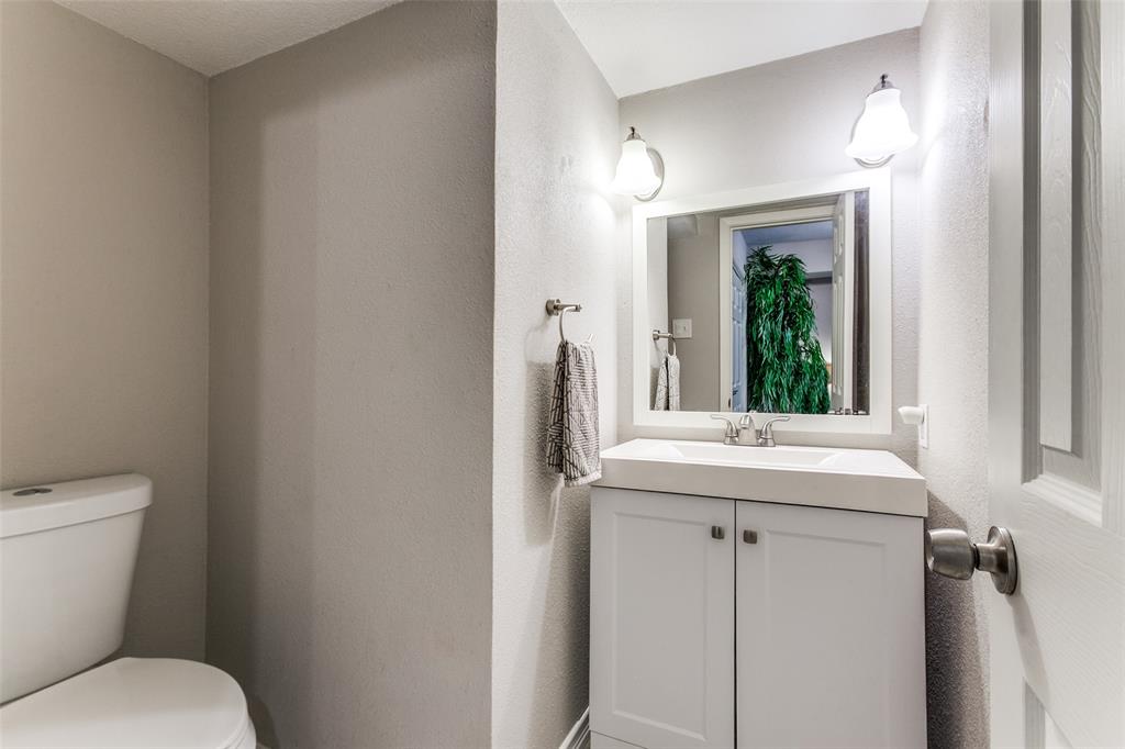 Preston Oaks Crossing Condos 01 & 02 - Residential