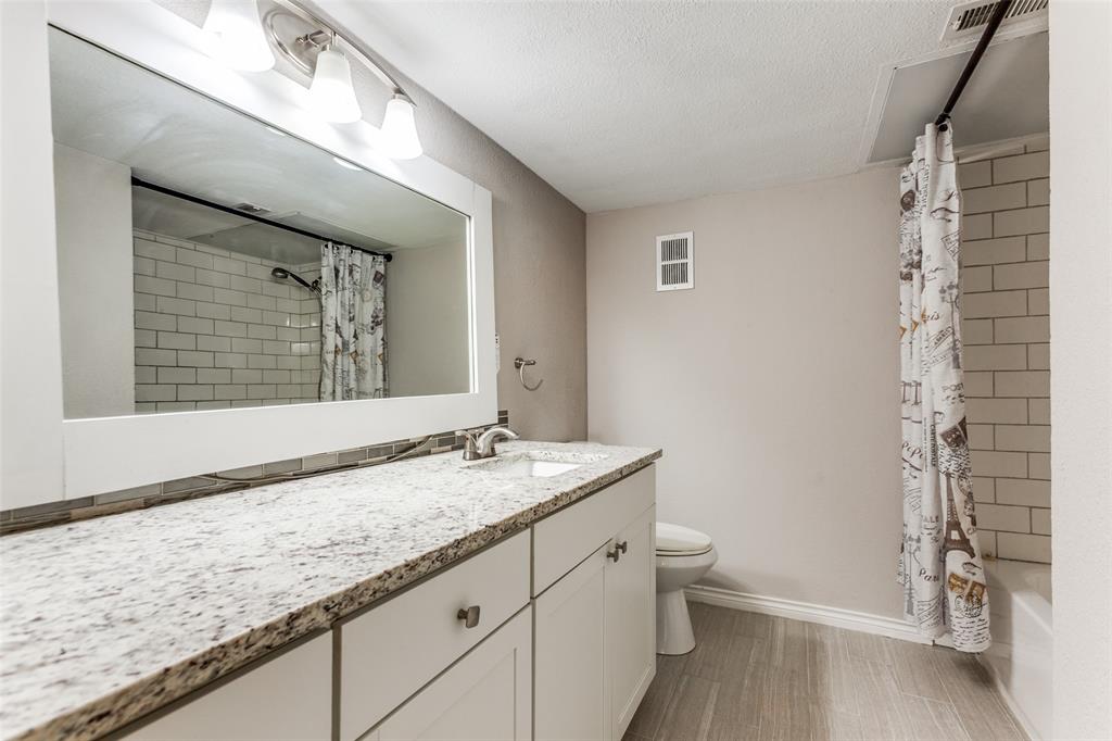 Preston Oaks Crossing Condos 01 & 02 - Residential