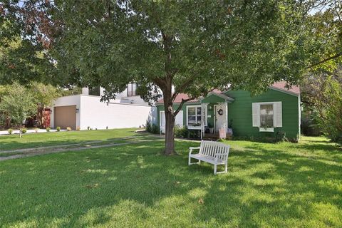 8632 Redondo Drive Dallas TX 75218
