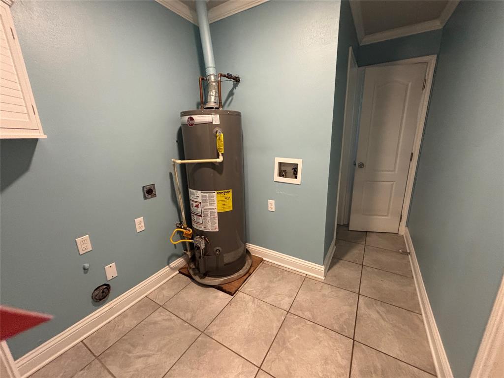 Central Plaza Sub - Residential Lease