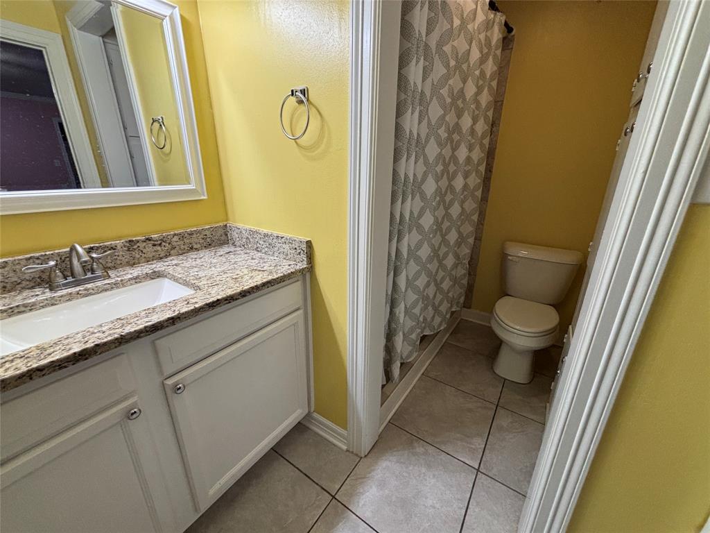 Central Plaza Sub - Residential Lease