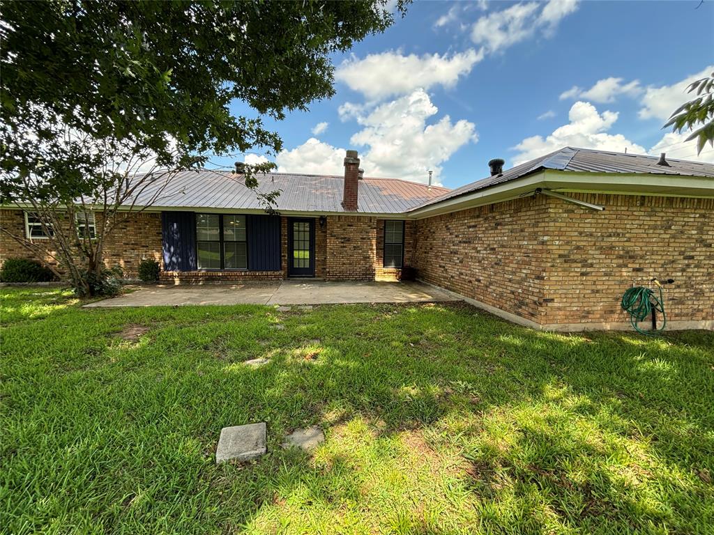 Central Plaza Sub - Residential Lease