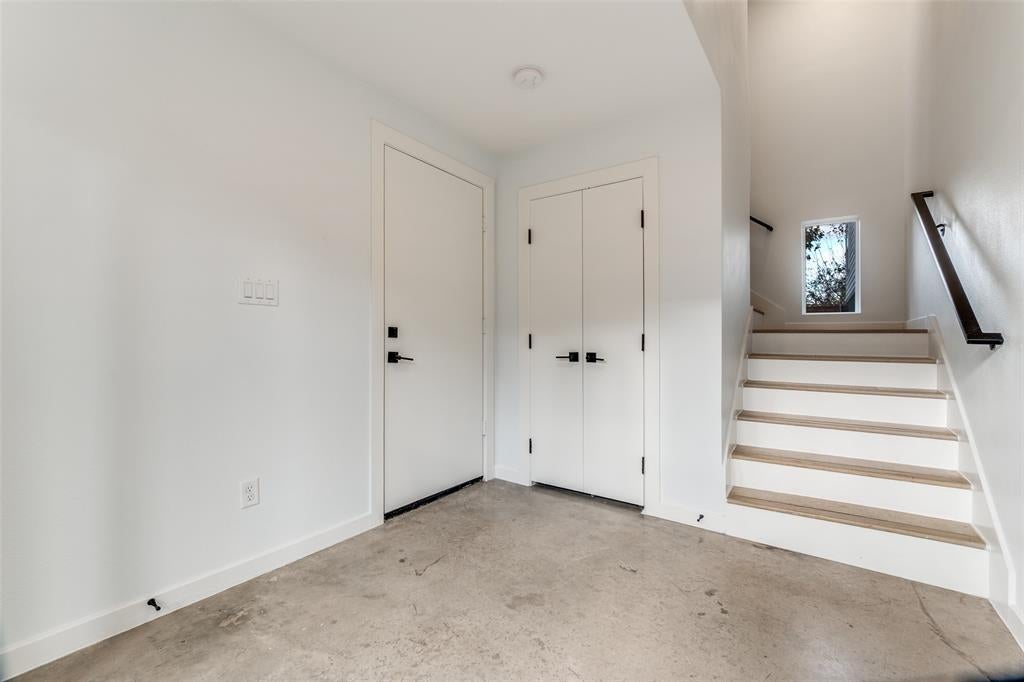 1505 N Garrett Avenue 105