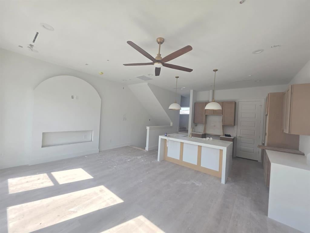 2514 Lucas Drive 101-105