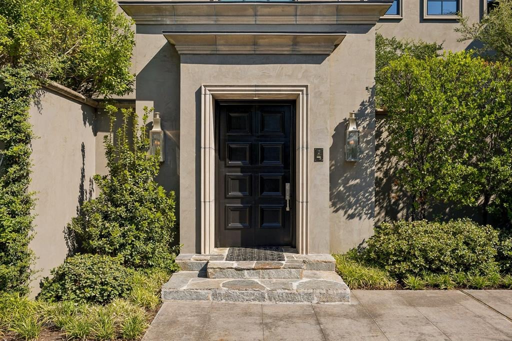 6107 Northwood Road