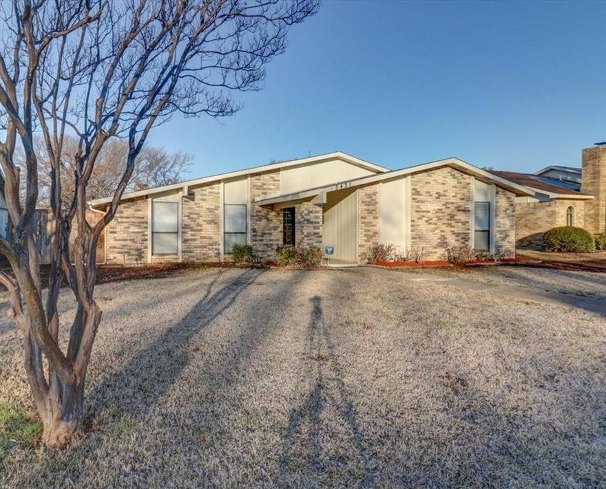 Updated and ready for a new family! ONE OWNER home in great location close to Shopping, Dining, Interstate 30, 635 and Hwy 80!! Lots of updates found here, new Plumbing and Lighting Fixtures, new Flooring and Fresh Paint! NEW AC System 2023, new Appliances, Open bright layout with angled ceilings, expansive kitchen views oversized great room and wood burning fireplace! Large Master Suite with Private Bath, enclosed Sunroom makes perfect Home Office! Covered Patio! Private backyard!  HURRY or you'll miss out!