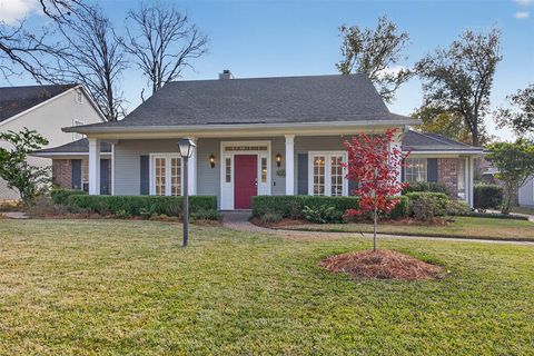 Photo of 10012 Commander Drive, Shreveport, LA 71106 (MLS # 21129410)