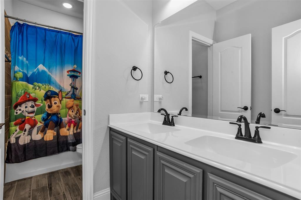 Estates of North Grv-Ph 1 - Residential