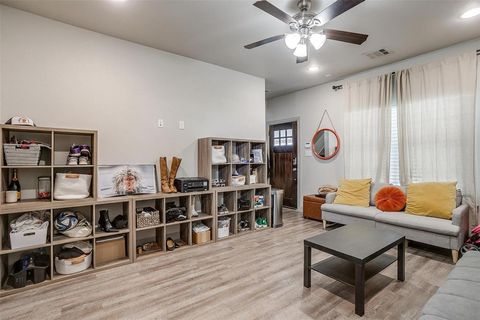 Tiny photo for 2539 Mccart Avenue, Fort Worth, TX 76110 (MLS # 21005278)