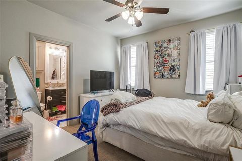 Tiny photo for 2539 Mccart Avenue, Fort Worth, TX 76110 (MLS # 21005278)