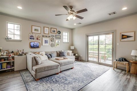 Tiny photo for 2539 Mccart Avenue, Fort Worth, TX 76110 (MLS # 21005278)