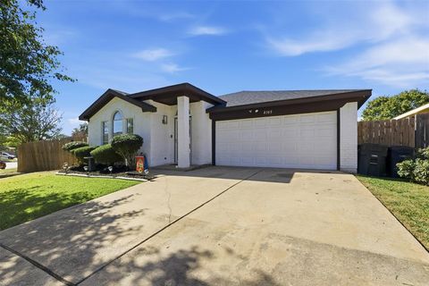 Tiny photo for 8105 Cannonwood Drive, Fort Worth, TX 76137 (MLS # 21100617)