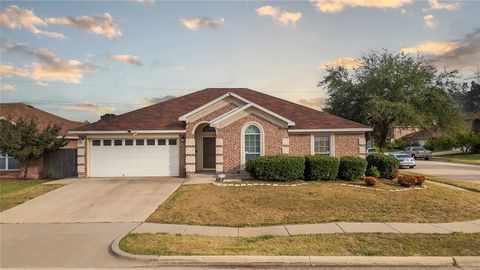 1525 Sanibel Lane Arlington TX 76018