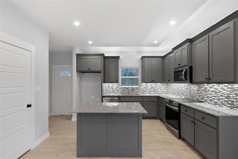 125 Barcelona Payne Springs TX 75156