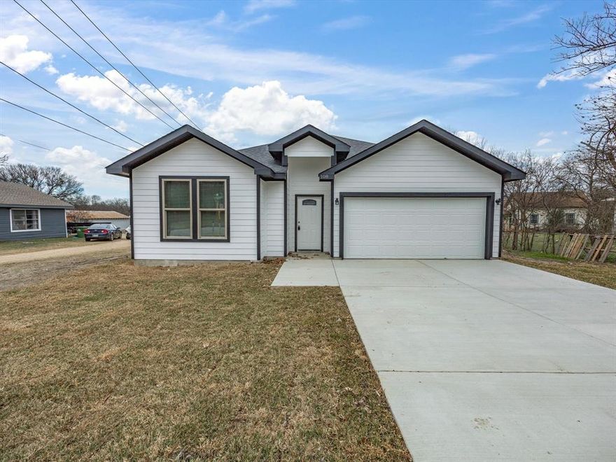 New-construction without the custom-home price tag. This home offers clean, modern living with durable wood-like flooring throughout, granite countertops, crisp white cabinetry, recessed (can) lighting, ceiling fans, and window blinds already in place—because nobody wants to move in and immediately shop for basics. The primary suite features dual sinks, and a spacious walk-in closet. Home has a spacious, full sized laundry room and a 2 car garage. Thoughtful finishes with an excellent, split floor plan make this one easy to love and even easier to live in. Just bring your furniture—this one’s ready.