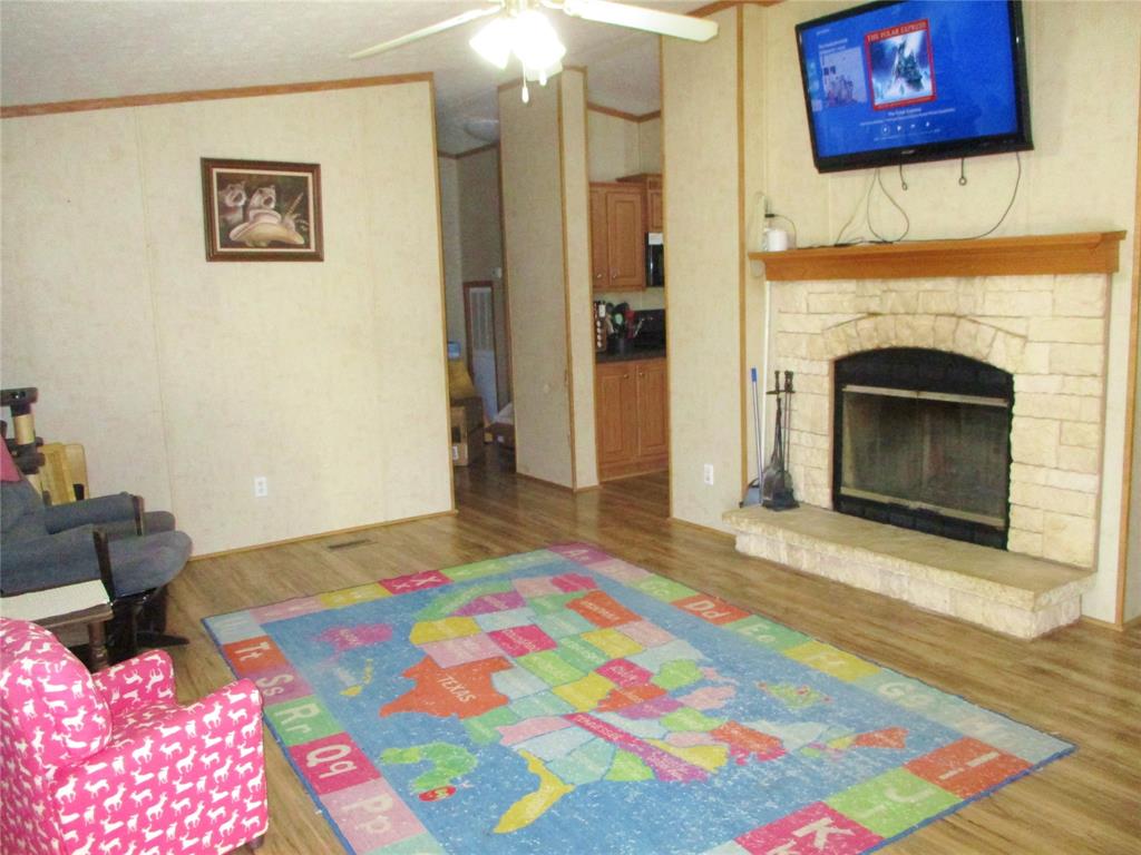 L Lloyd - Residential