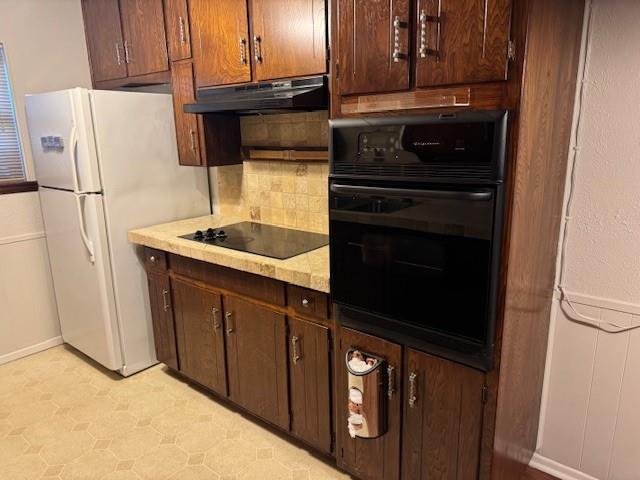 BELL MANOR - Residential