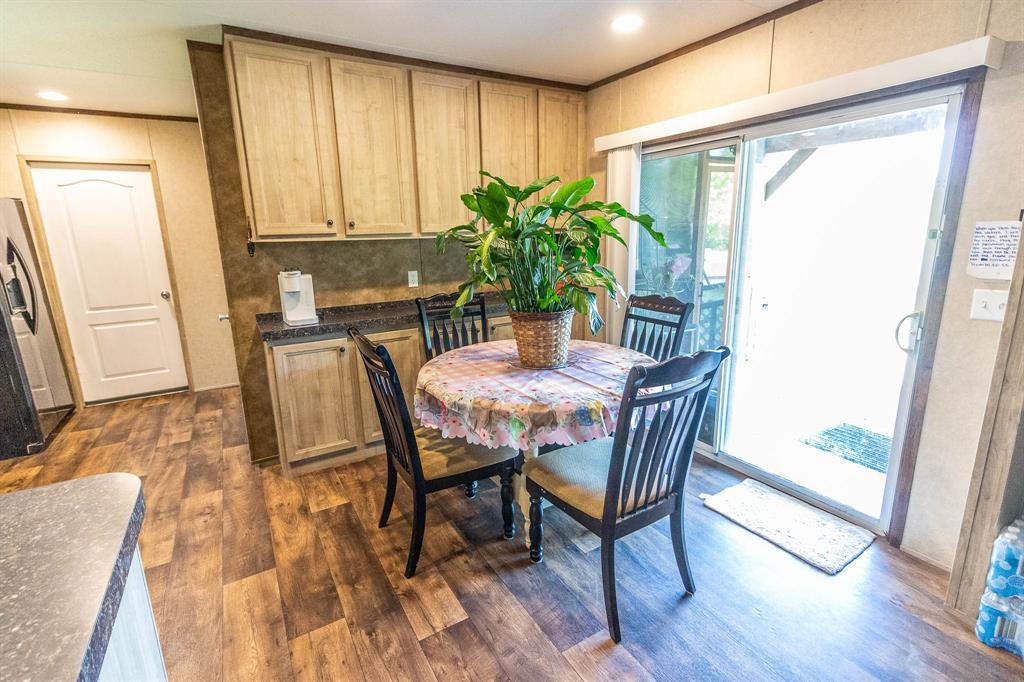 JNO E ROOF, TRACT 60.01 - Residential