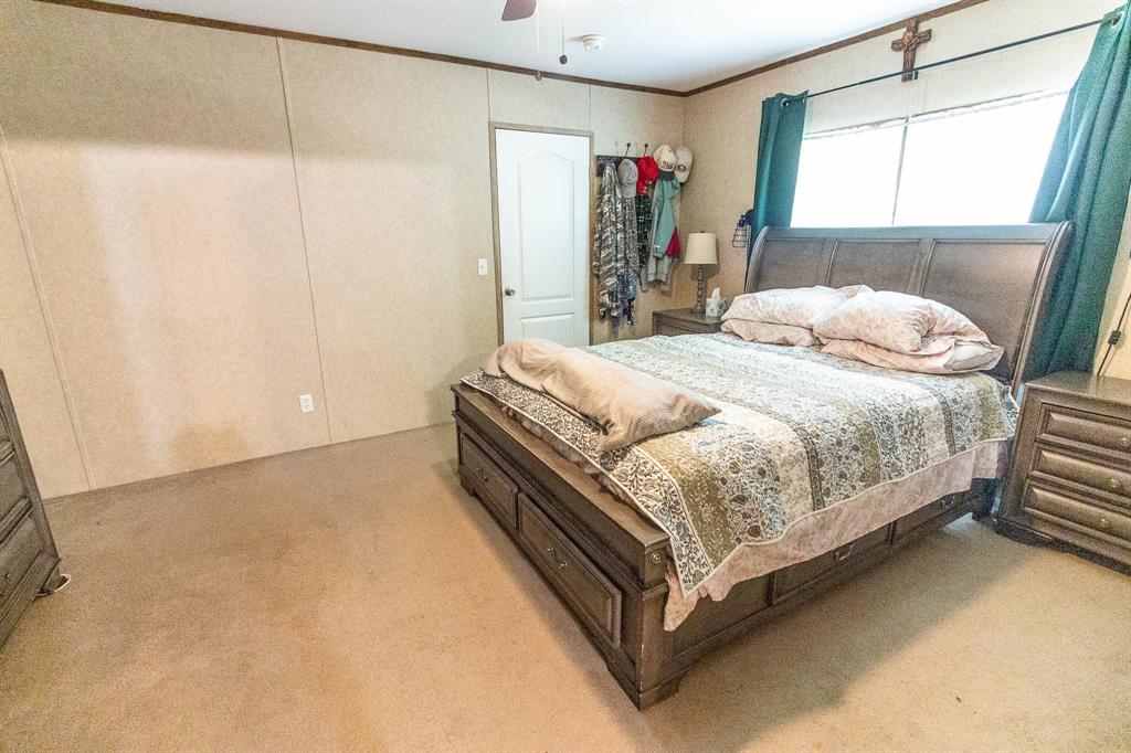 JNO E ROOF, TRACT 60.01 - Residential