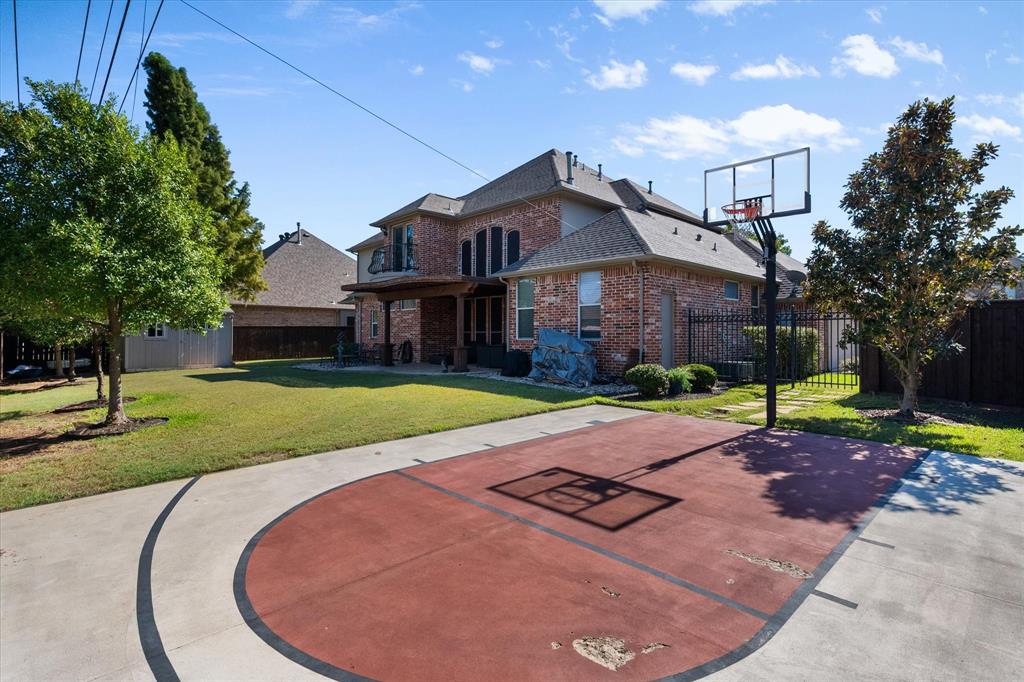 3311 Vista Lake Circle