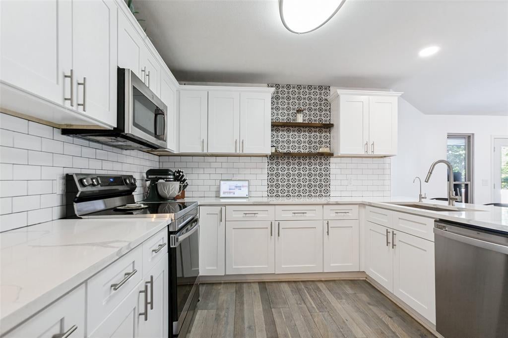 114 Starlite Drive