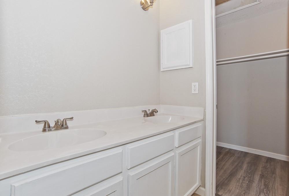 Whispering Meadow 2nd Inc Add - Residential Lease