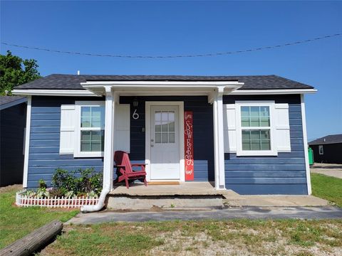 Photo of 1901 E State Highway 276 #6, West Tawakoni, TX 75474 (MLS # 21173743)