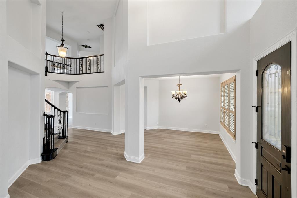 2491 Stonybrook Drive