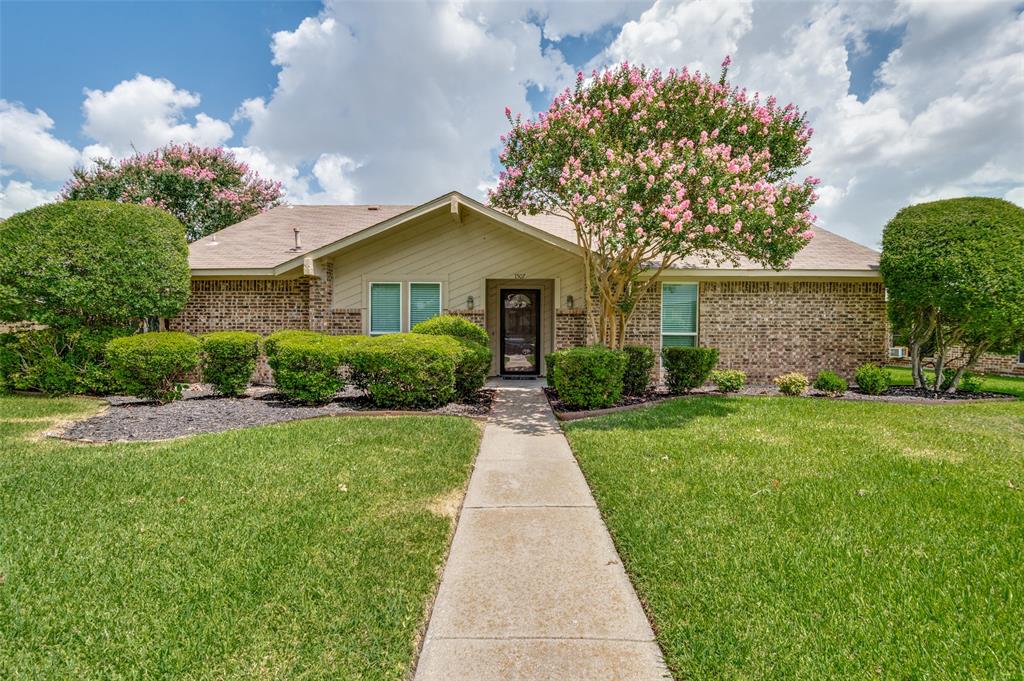 1507 Barclay Drive