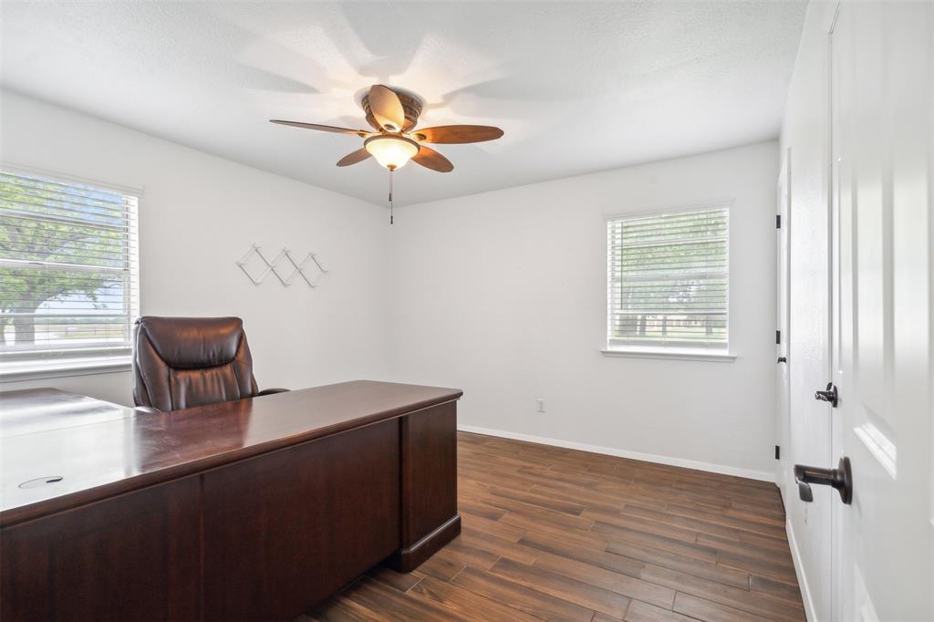 S J Robinson 423 - Residential