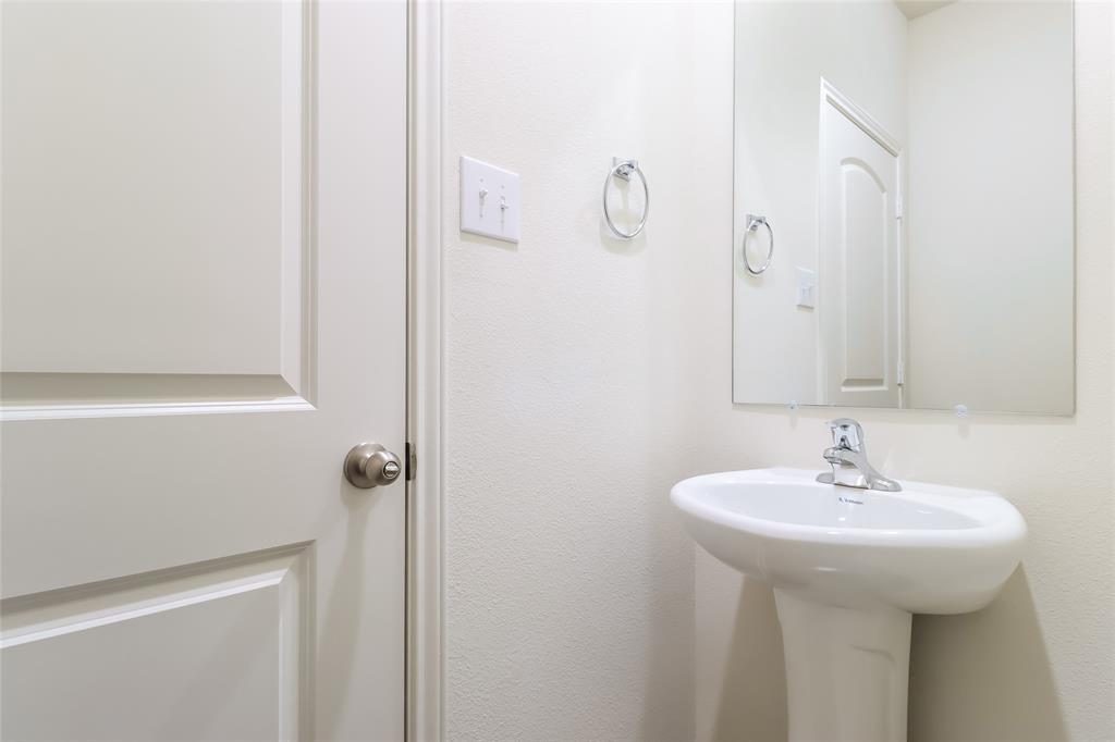 Chisholm Spgs - Residential Lease