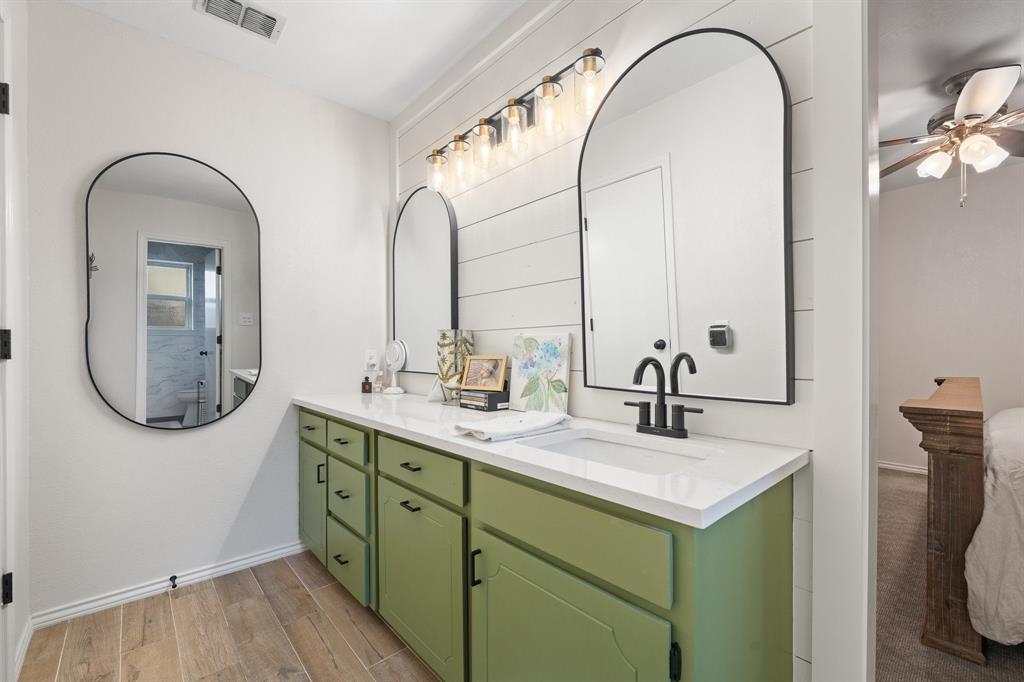 Lincoln Park - Residential