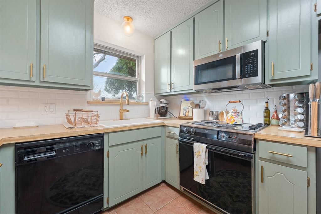 Lincoln Park - Residential