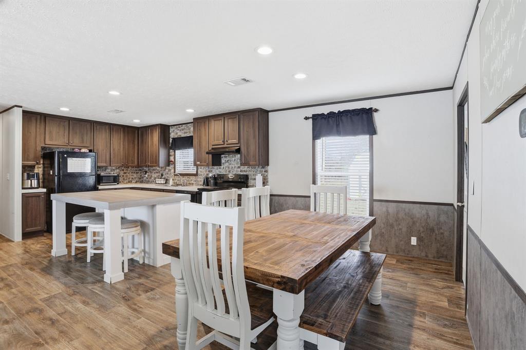 squires acres - Residential